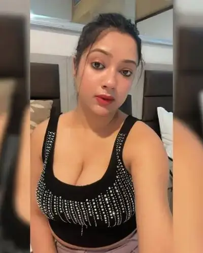 Call Girls Service Lutyens Bungalow Zone